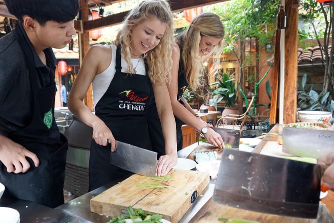 Private Panda Tour With Cooking Class One-Day Trip - Inclusions and Amenities