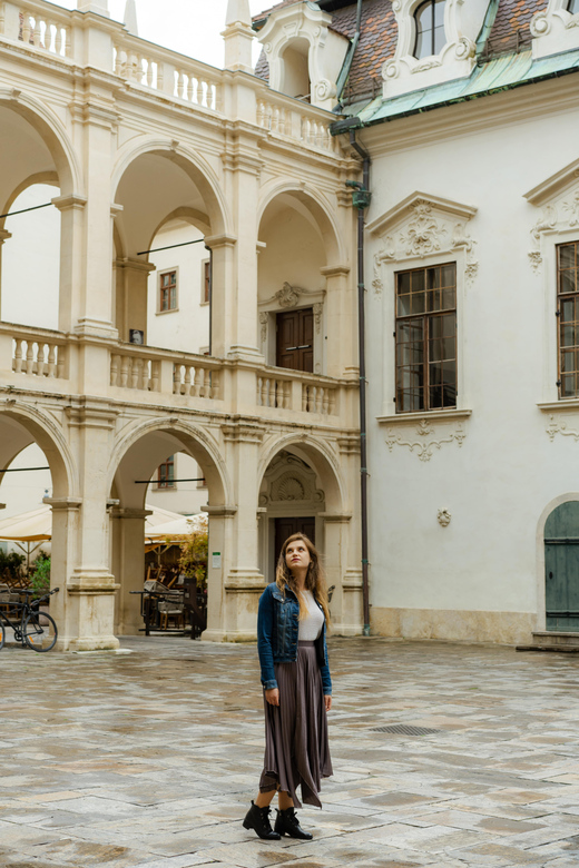 Private Photoshoot Walk Old Town of Graz - Personalized Experience