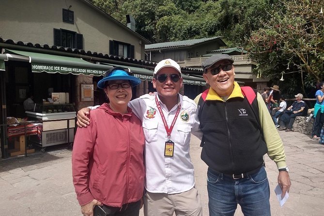 Private Professional Guide in Machupicchu From Aguas Calientes. - Meeting and Pickup Details