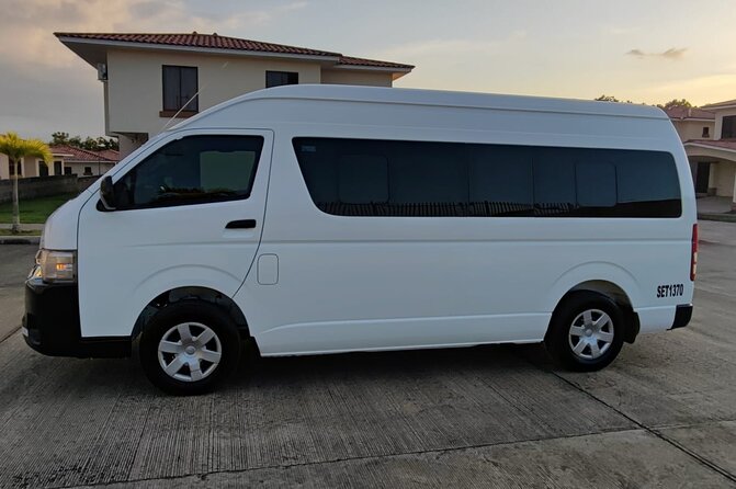 Private Shuttle to Dreams Playa Bonita Panama - Vehicle and Driver Details