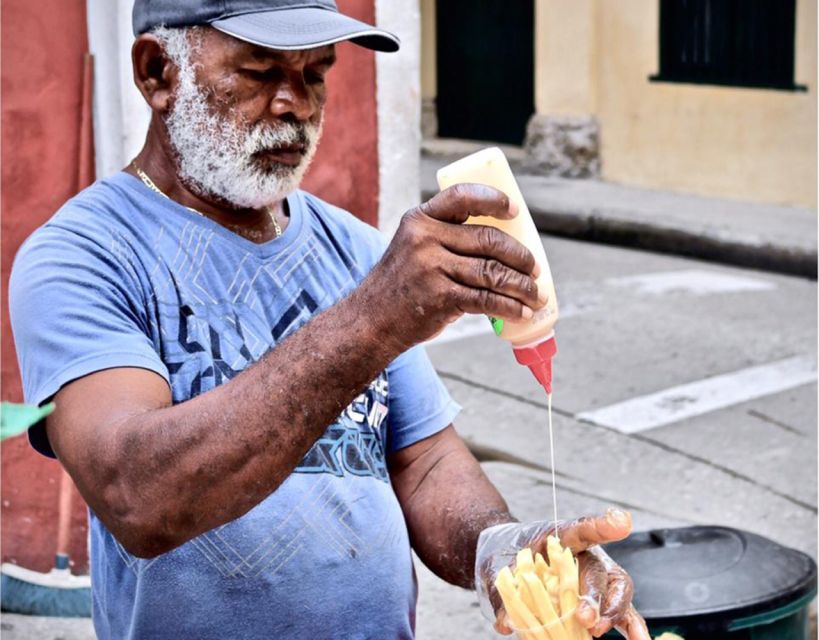 Private Street Food Tour in Walled City and Getsemani - Itinerary and Experience