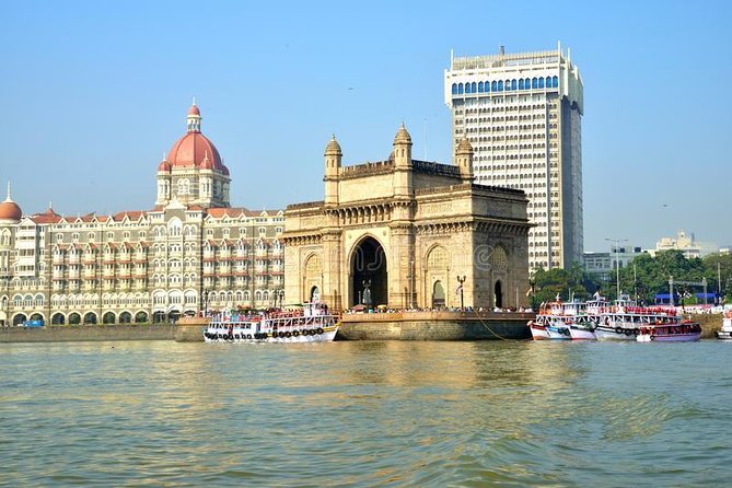 Private Temple Tour and Mumbai Sightseeing Tour Including AC Vehicle - Iconic Mumbai Landmarks