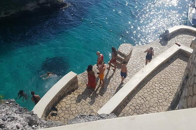 Private Tour From Ocho Rios or Runaway Bay To Negril 7 Miles Beach & Ricks Cafe - Exceptional Customer Experiences