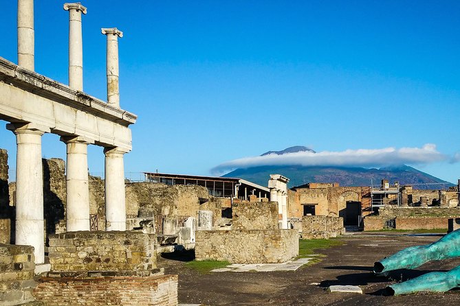 Private Tour in Pompeii and the Amalfi Coast With an Archaeologist - Meeting and Pickup Locations