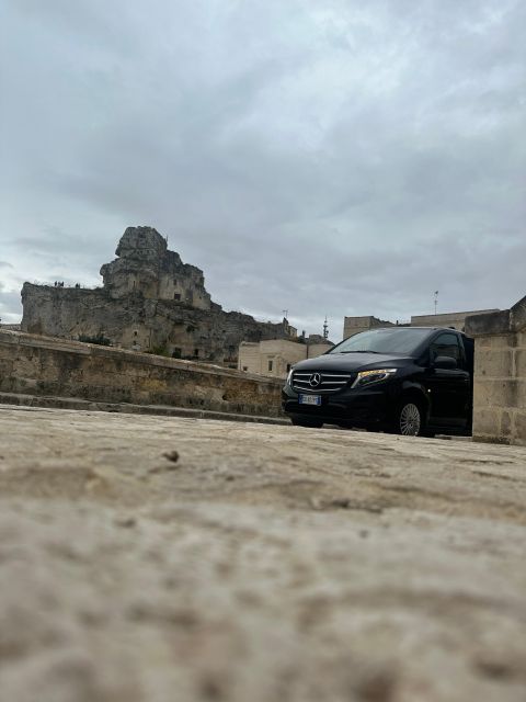 Private Transfer From Matera to Bari - Luxury Vehicle Amenities