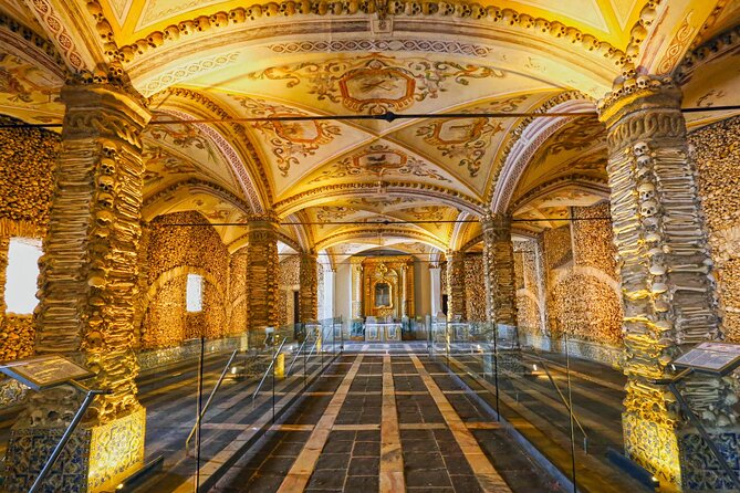 Private Walking Tour of Highlights Locations in Evora - Gothic Cathedral and Ancient Temple