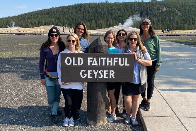 Private Yellowstone Tour: Thermal Features & Waterfalls + Lunch! - Whats Included in the Experience