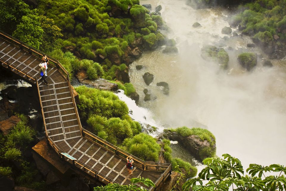 Puerto Iguazú Combo: Iguazu Falls 2 Day Tours + Transfers - Highlights of the Experience