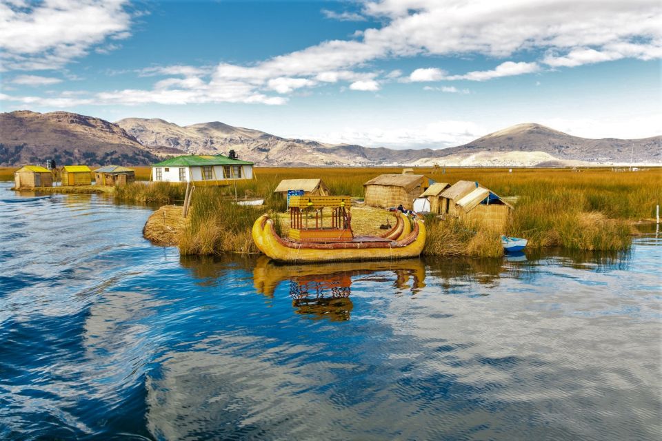 Puno: 2 Day Visit to Uros, Amantani and Taquile - Itinerary for Day 1