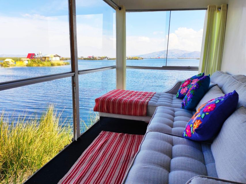 Puno: Uros Island + Floating Hotel 2 Days | Dinner | - Day 1 Activities