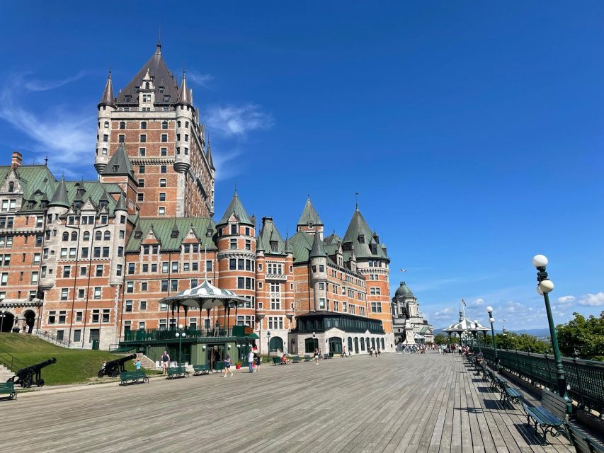 Quebec City: Historic District Walking Tour (2h) - UNESCO World Heritage Site