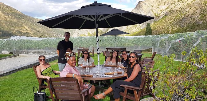 Queenstown Wine Hopper Bus - Tour Details and Experience