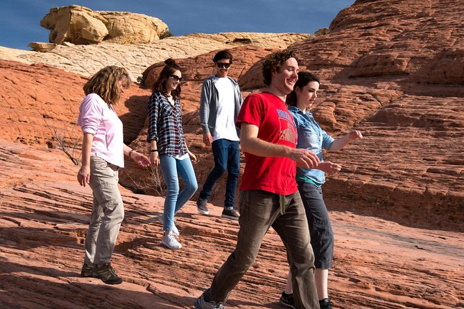 Red Rock Canyon Luxury Tour Trekker Experience - Inclusions and Amenities