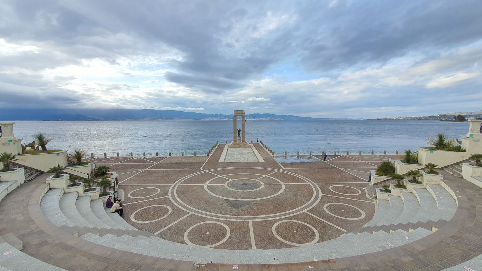 Reggio Calabria: Private Guided City Highlights Walking Tour - Historical Highlights of Reggio Calabria