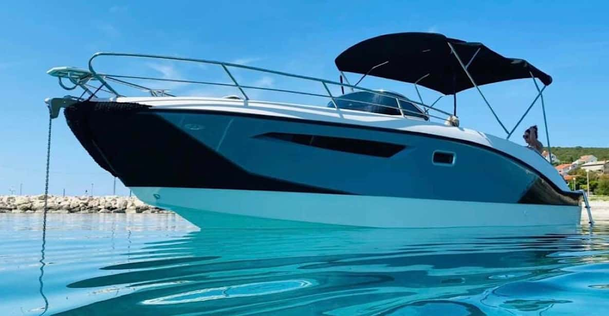 Rent Barca Dylet 85 and Explore the Aeolian Archipelago. - Boat Specifications