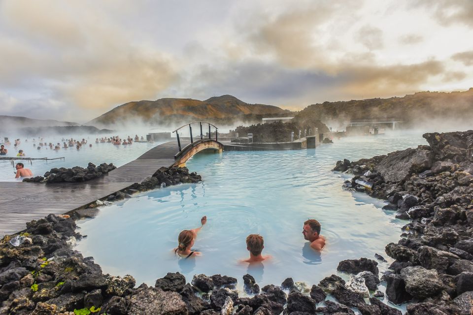 Reykjavík: Golden Circle, Blue Lagoon, and Aurora Tour - Itinerary Highlights