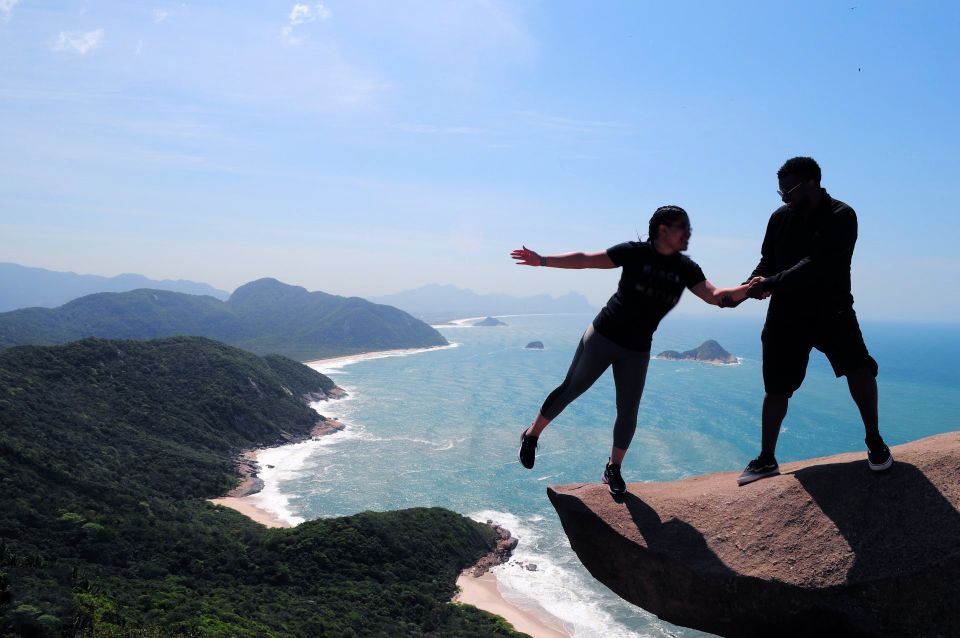 Rio De Janeiro: Pedra Do Telegrafo Hike & Grumari Beach Tour - Tour Highlights