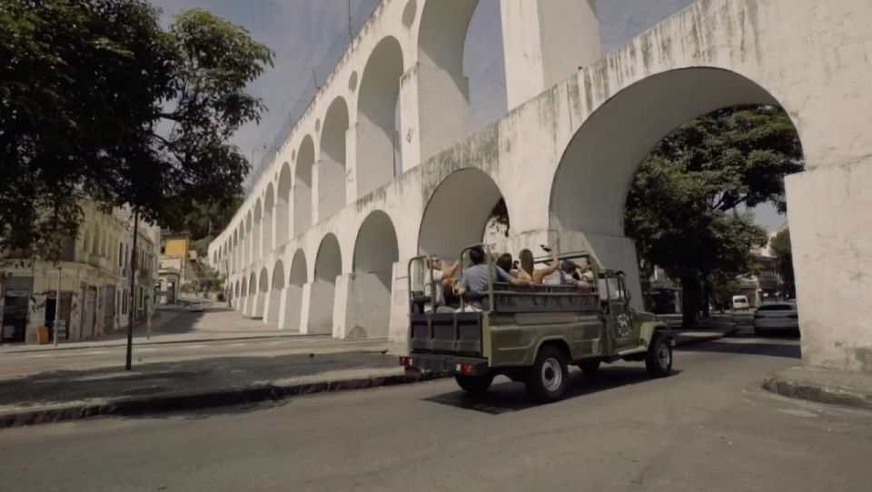 Rio: Jeep Tour With Tijuca Rain Forest and Santa Teresa - Pickup Information