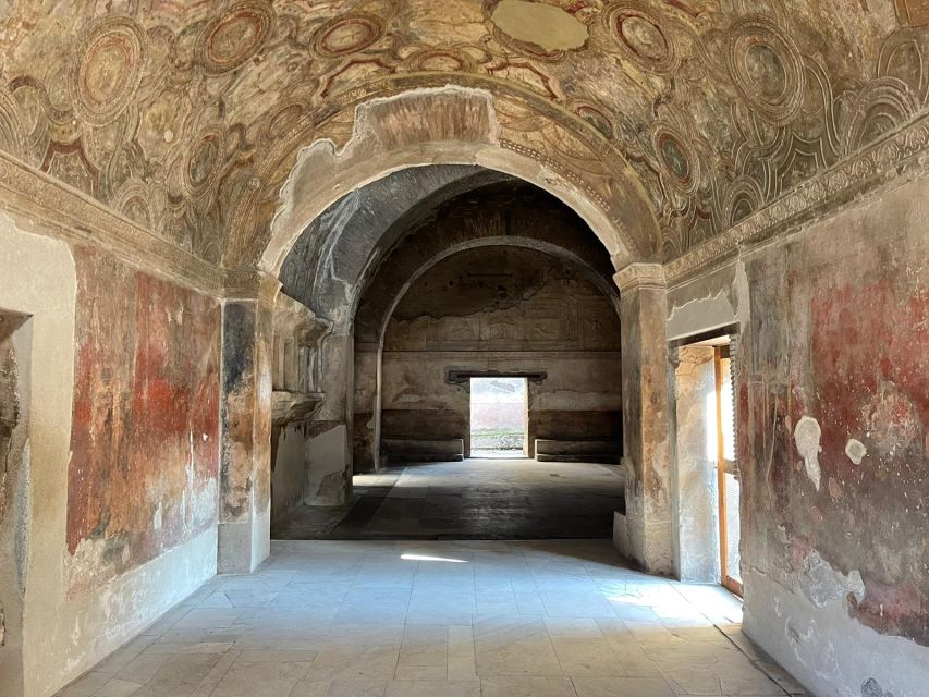 Rome: Amalfi Coast and Pompeii Day Tour - Exploring Pompeii