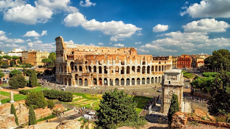 Rome: Colosseum Fast Track Tickets and 30 Mins Exterior Tour - Tour Highlights and Inclusions