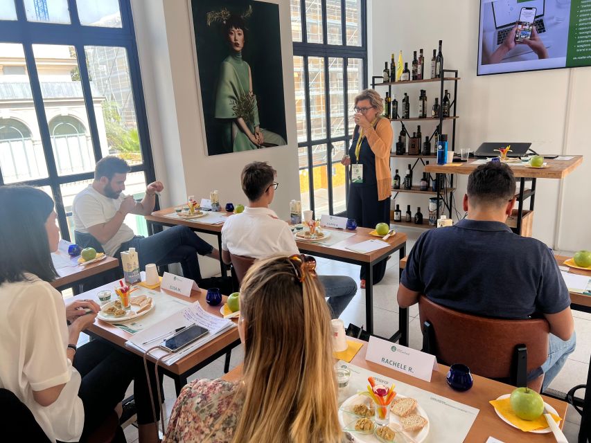 Rome: Masterclass Extra Virgin Olive Oil & Table Olives - Booking and Pricing Details