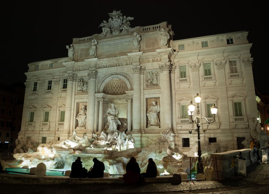 Rome: Small-Group Night Tour With Pizza and Gelato - Delectable Pizza and Gelato