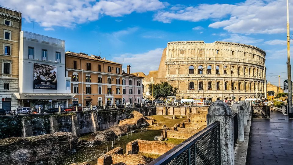 Rome: Small Group Tour Colosseum, Forum, and Palatine Hill - Itinerary Breakdown