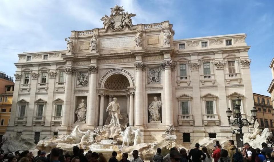 Rome: Squares and Fountains Guided Walking Tour - Itinerary Highlights