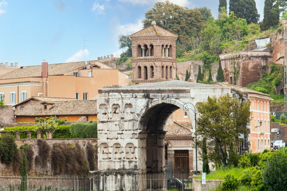 Rome: Velabrum Guided Tour & 24-Hour Hop-On Hop-Off Bus - Velabrum Tour Highlights