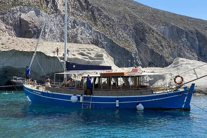 Round of Antiparos & Despotiko With Traditional Boat - Booking Information