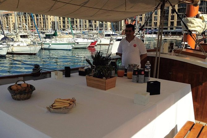 Sailing Day in the Heart of the Calanques - Participant Feedback and Reviews