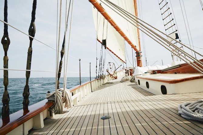 Sailing on Historic Schooner When And If in Salem, MA - Onboard Amenities and Beverages