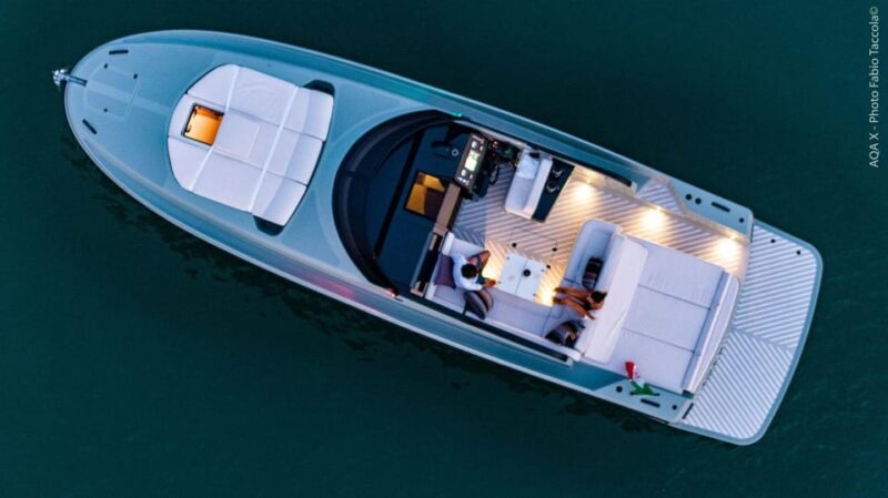 SALERNO: Amalfi Coast Luxury Cruise at Sunset - Yacht Options and Amenities