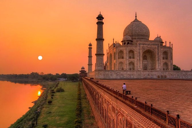 Sameday Private Taj Mahal,Agra Fort and Fatehpursikri Tour From Delhi With Lunch - Pickup and Drop-off Details