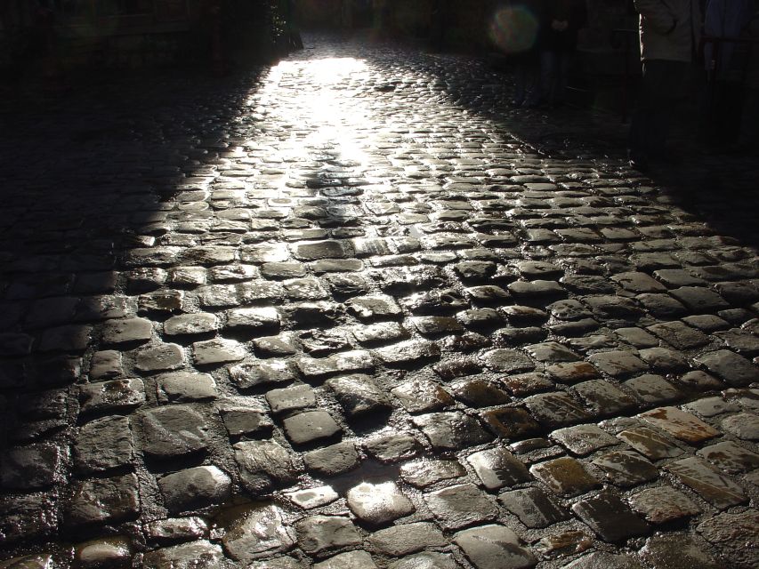 San Diego: Gaslamp Quarter Historic True Crime Walking Tour - Infamous Crimes and Murders