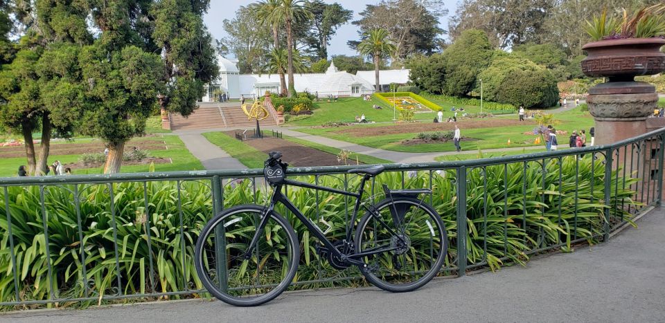 San Francisco: Golden Gate Park Guided Bike or Ebike Tour - Unveiling the Parks Highlights