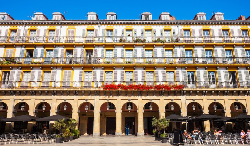 San Sebastián: Private Pintxos Tour With a Local Guide - Experience Highlights
