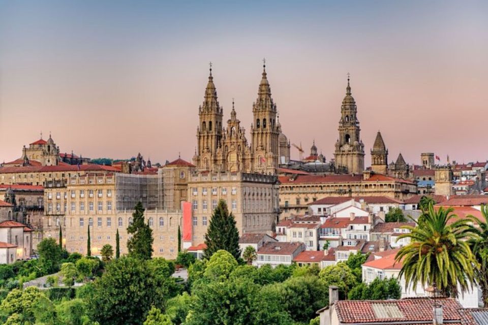 Santiago De Compostela: Private Tour With a Local Guide - Booking and Customization