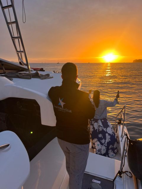 Santorini Catamaran Cruise With Swimming, Meal and Open Bar - Itinerary and Experience