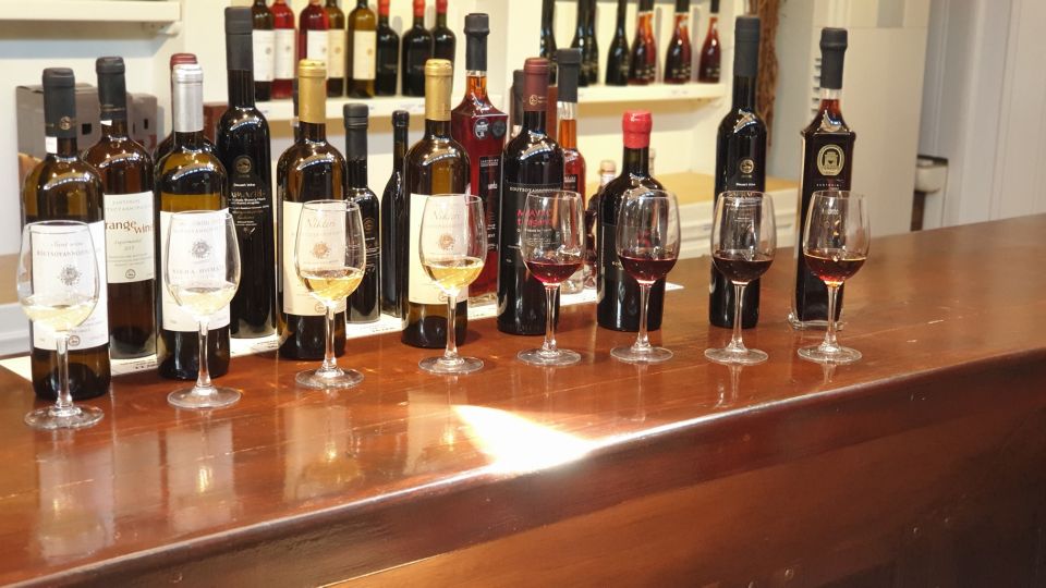 Santorini Highlights & Wine Tasting Private Tour - Itinerary Highlights