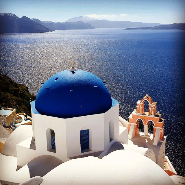 Santorini: Megalochori and Oia Guided Tour With Wine Tasting - Itinerary Highlights