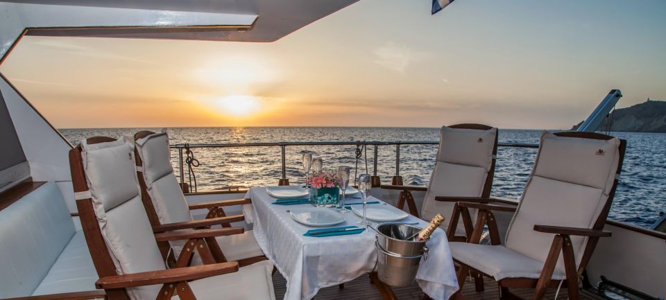 Santorini: Motor Yacht Private Cruise With 5-Course Meal - Pricing and Discounts