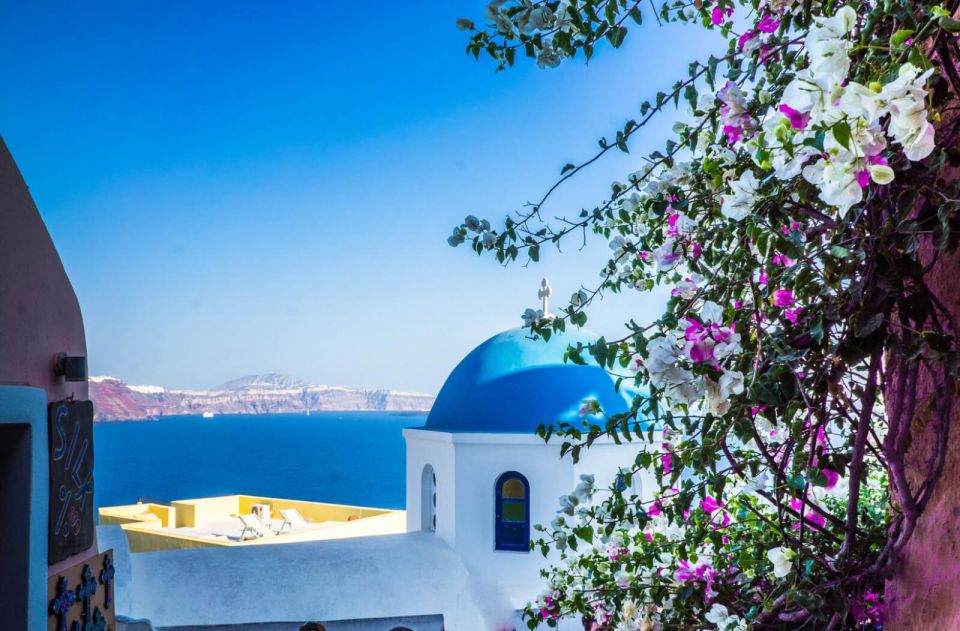 Santorini: Oia & Three Bells 4-hour Private Custom Tour - Itinerary Highlights