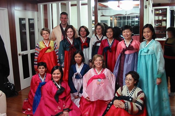 Seoul Cultural Tour - Kimchi Making, Gyeongbok Palace With Hanbok - Cultural Experience Highlights