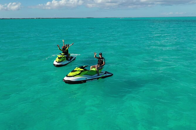 Shipwreck Adventure in Providenciales - Visiting the Shipwreck