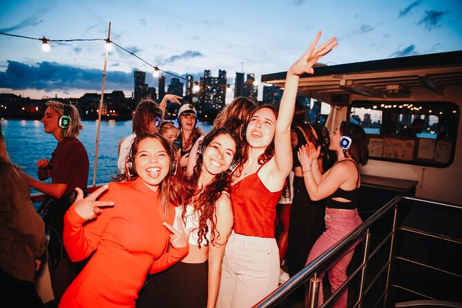 Silent Disco Thames Boat Party - Lively Rave Meets Sightseeing