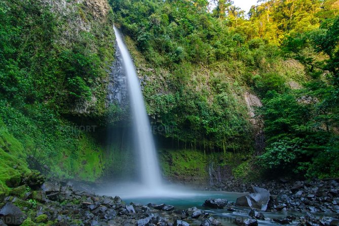 Skip-the-Line La Fortuna Waterfall Admission Ticket - Accessibility Information