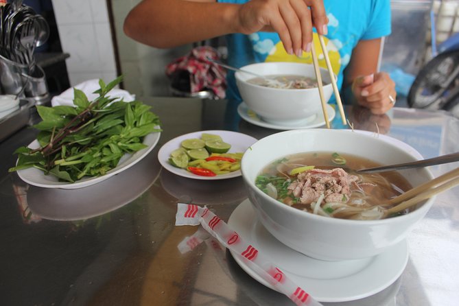 Small-Group Street Food Lover by Motorbike (04 Hours) - Authentic Vietnamese Cuisine