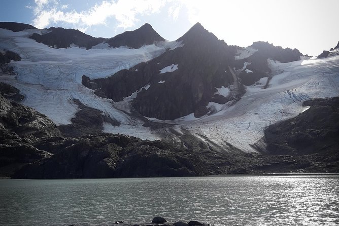 Small Group Trekking to Vinciguerra Glacier and Témpanos Lagoon - Tour Duration and Availability