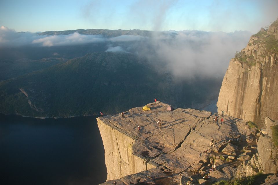 Stavanger: Guided Sunrise Hike to Pulpit Rock - Transportation Details